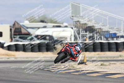 media/Nov-16-2025-Race Pace (Sun) [[8c5fa54630]]/Non Verified Riders (1st 20 Minutes)/4-Turn 16 (1116am)/